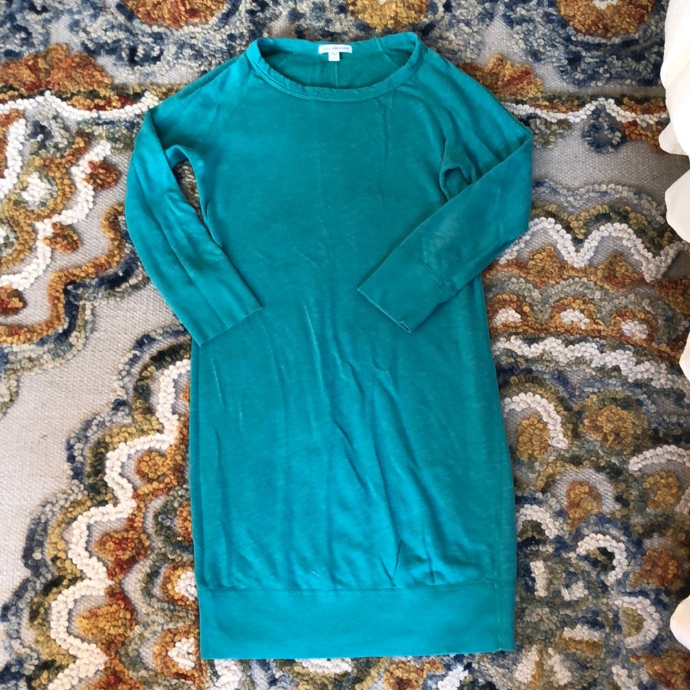 James Peres size 1 long pullover.